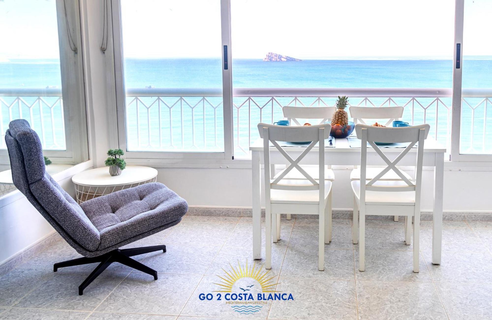 Suite On The Beach Бенідорм Екстер'єр фото